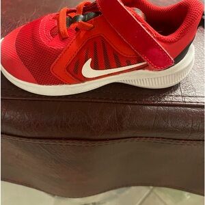 NIKE BOYS’ STAR RUNNER TODDLER SHOE- US 9C
